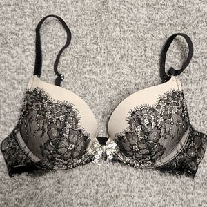 VS dream angel push up 32B lace rhinestone